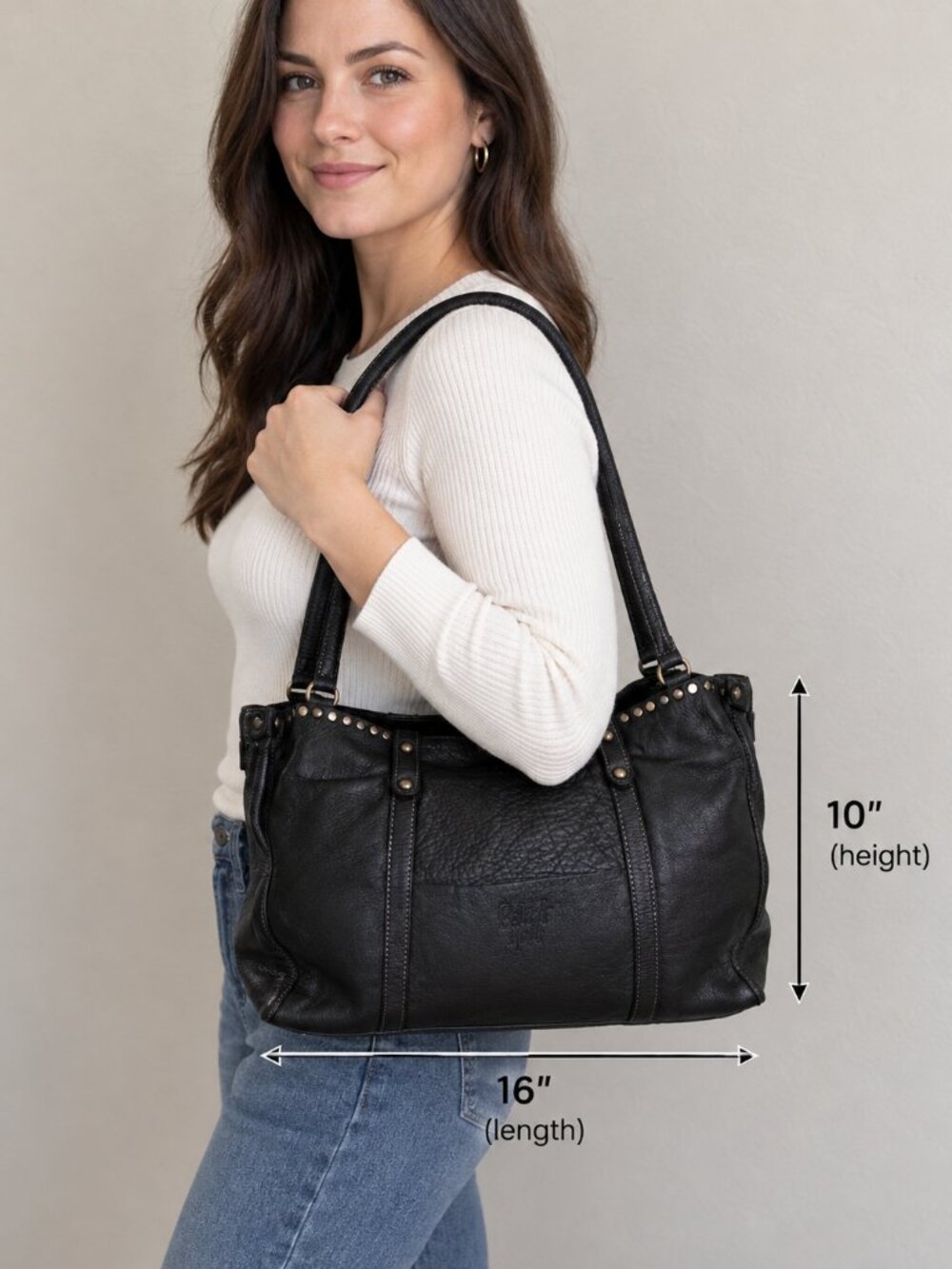 Bolsa Nova washed Italian Leather rivet tote shoulder bag